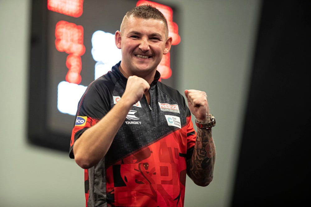 ASPINALL AND SMITH SURVIVE SCARES TO REACH GERMAN DARTS GRAND PRIX QUARTER-FINALS