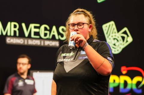 MATT EDGAR PREDICTS BEAU GREAVES WILL BECOME FIRST WOMAN TO WIN A PDC MAJOR