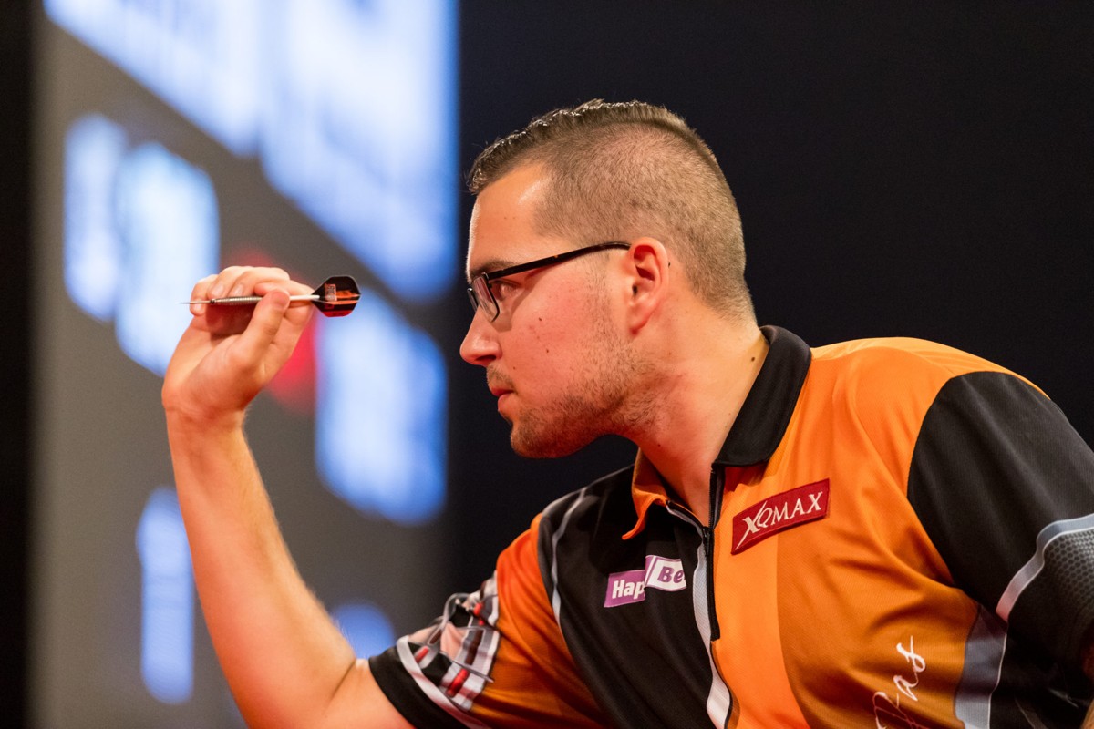 “IT WOULDN’T BE FAIR TO CALL IT A GERMAN PROBLEM” – DARTSNEWS PODCAST DEBATES WHISTLING CONTROVERSY AFTER HUW WARE INTERVENTION IN SINDELFINGEN